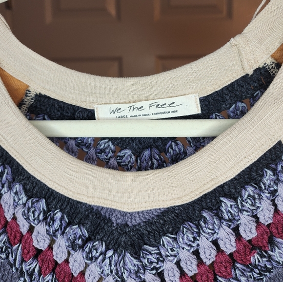 We The Free crochet half sleeve tee size Large - Picture 2 of 4